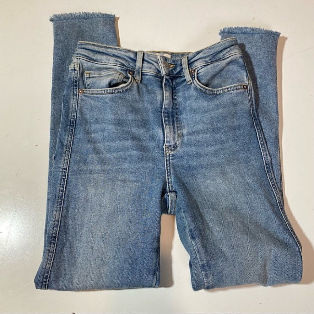 Free People Medium Wash Jeans Fray Hem Size 27 - Picture 2 of 7